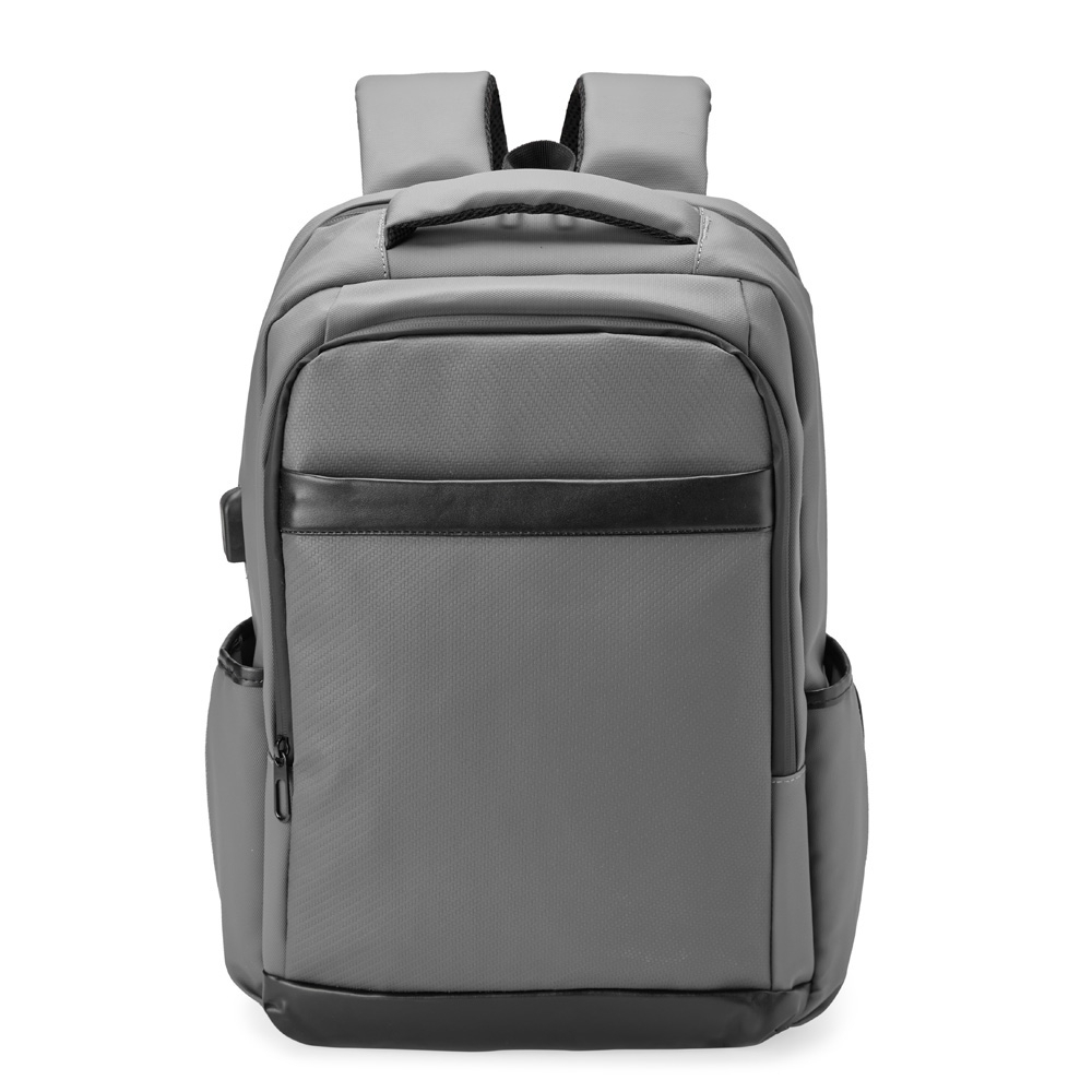 Mochila Couro Sintético USB 26 Litros. - Imagem 3
