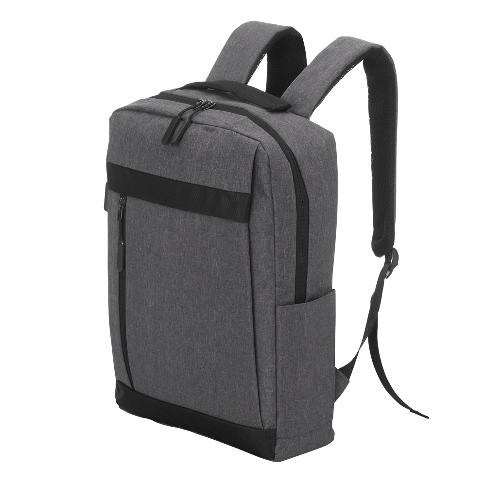 Mochila de Nylon USB 18L.