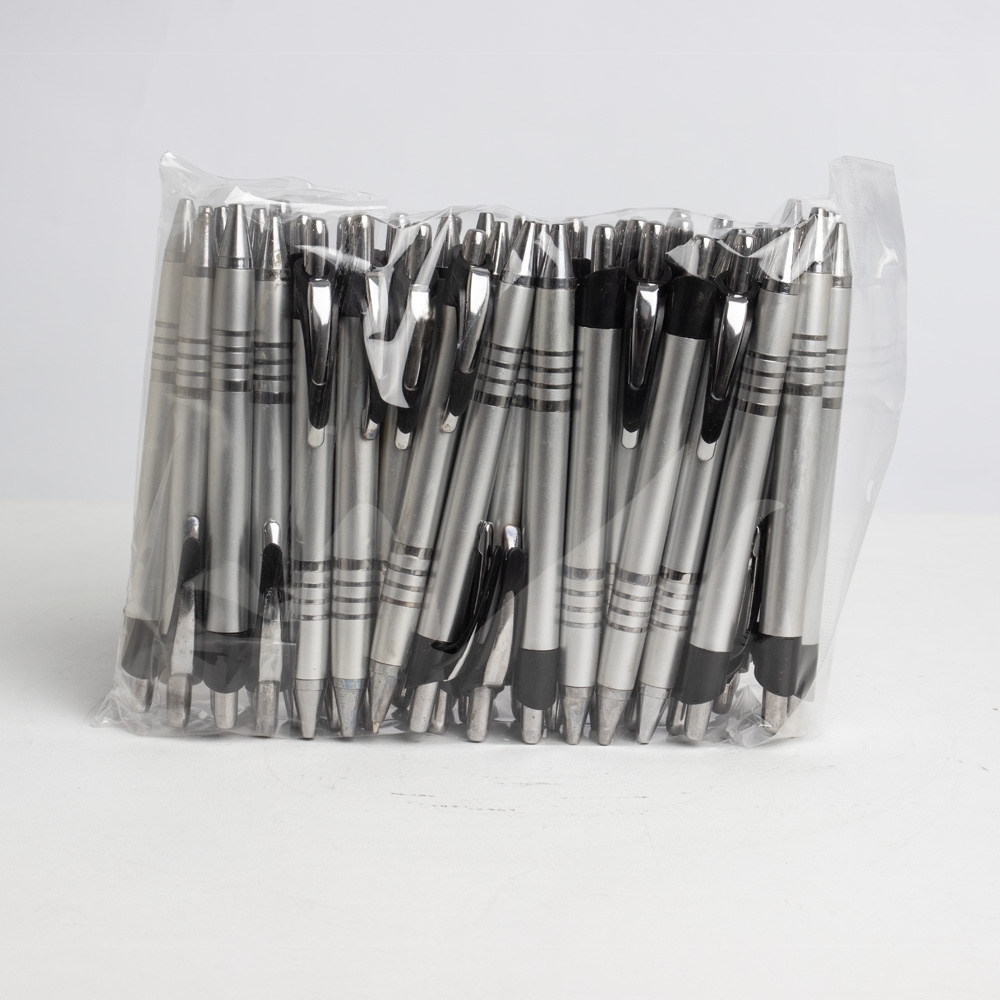 Pacote Caneta Plástica com 50pçs.